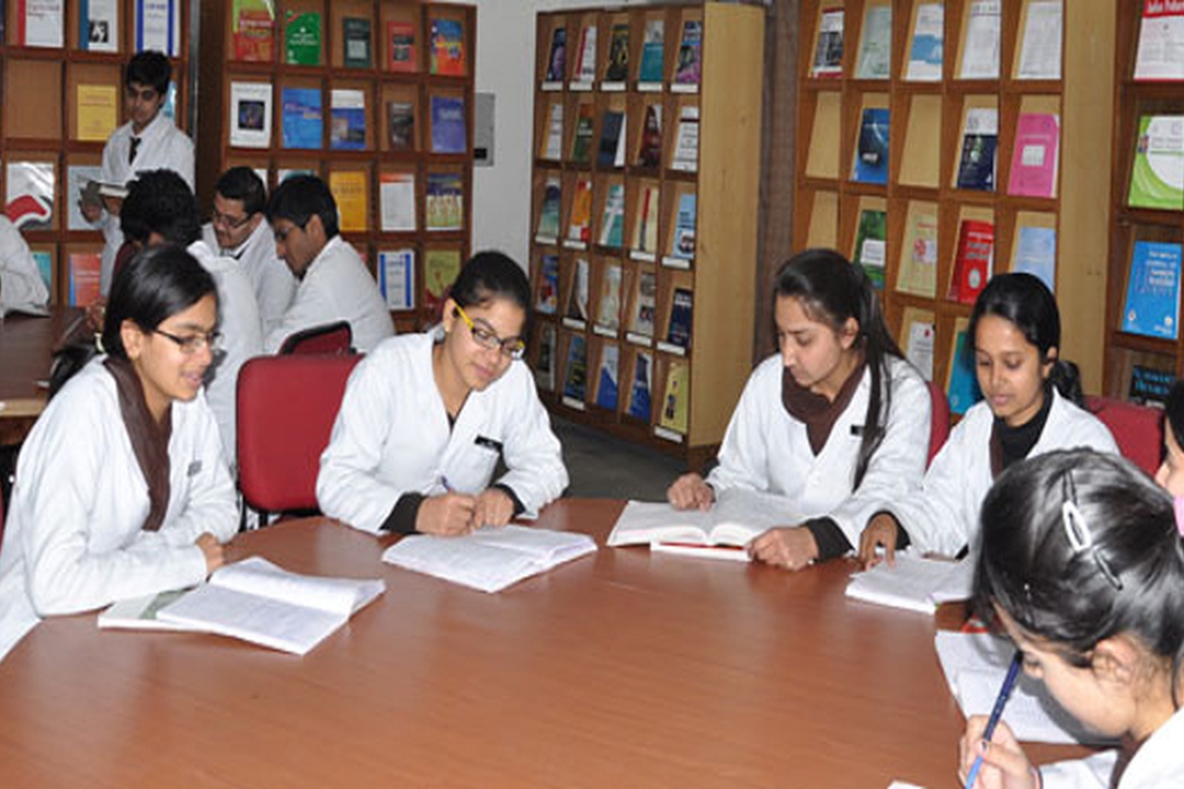 Shri Guru Ram Rai Institute Of Medical & Health Science