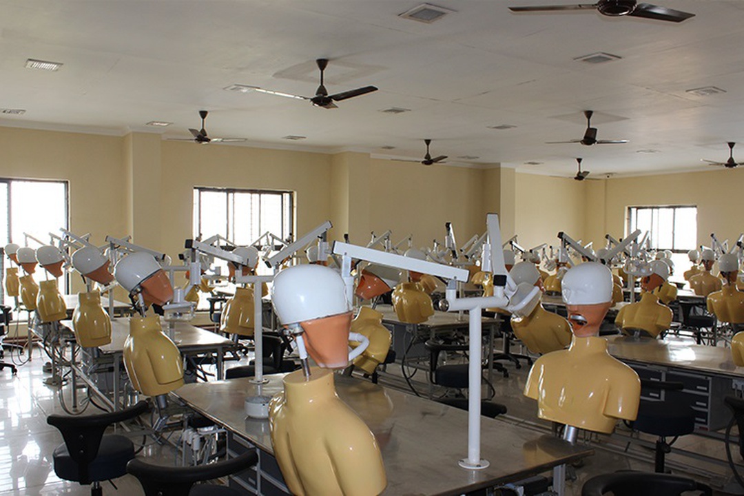 SRM Kattankulathur Dental College & Hospital - MedicalneetPg