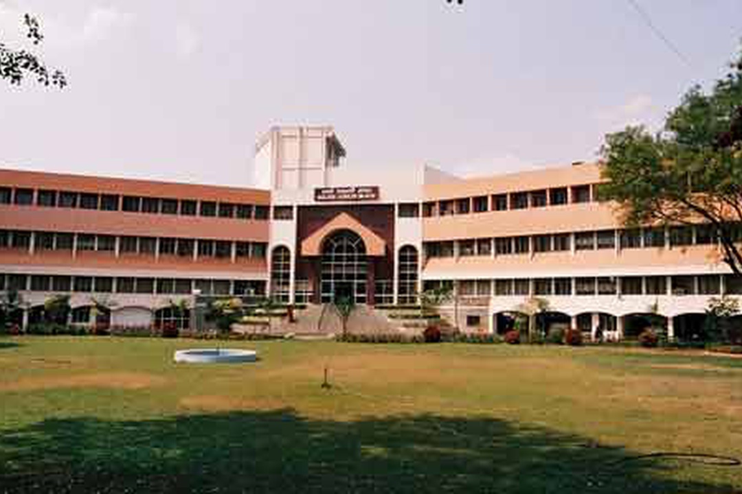 Armed Forces Medical College Pune, about, admission, seat matrix, cut