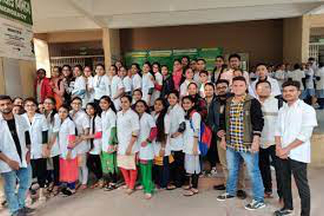 amc-met-nursing-college-about-admission-fees-nursing