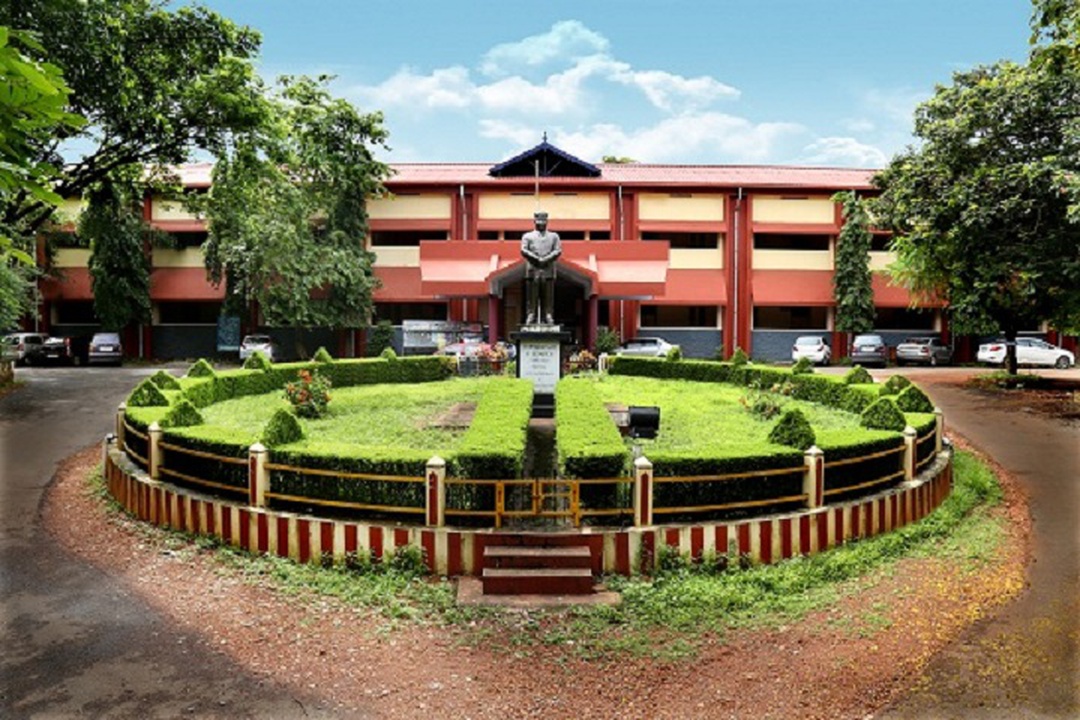 Vaidyaratnam P.S.Varier Ayurved College Mallapuram Ayurveda